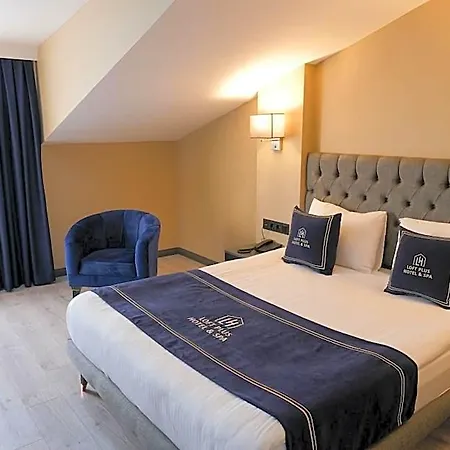 & Private Transportation Airport-by Loft 4* Istanbul