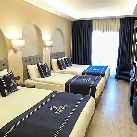 Hotel & Private Transportation Airport-by Loft